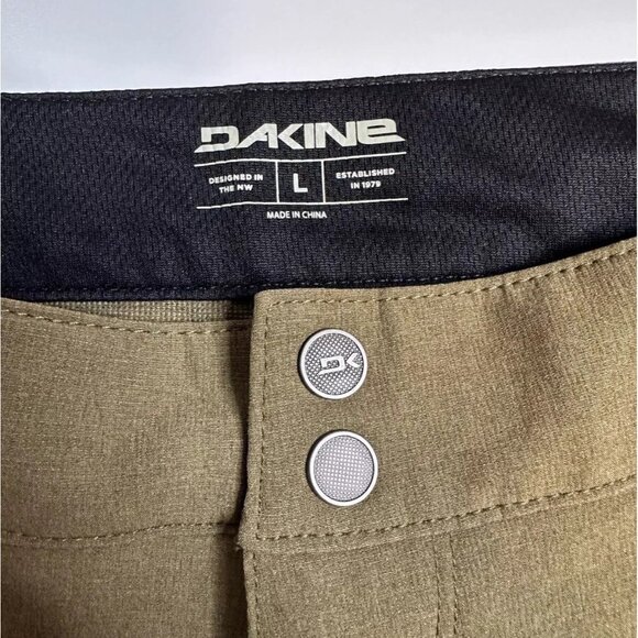 NWT Dakine Syncline Dark Olive Cycling Short / Men’s Large / NO LINER - Picture 3 of 6